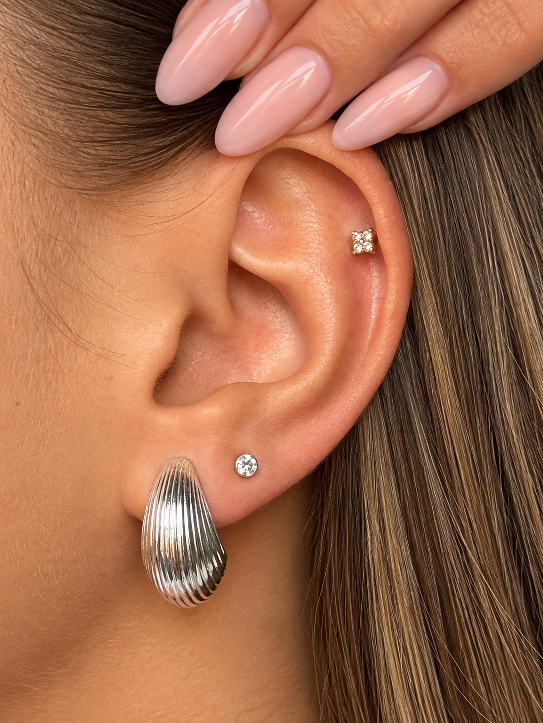 Ribbed Teardrop Earrings